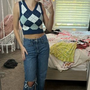 hollister sweater vest